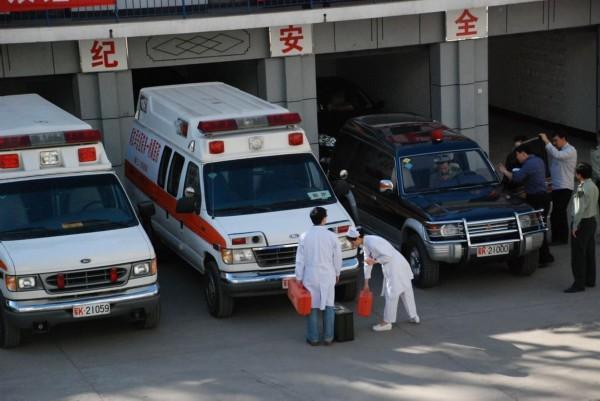 墨玉县救护车转院